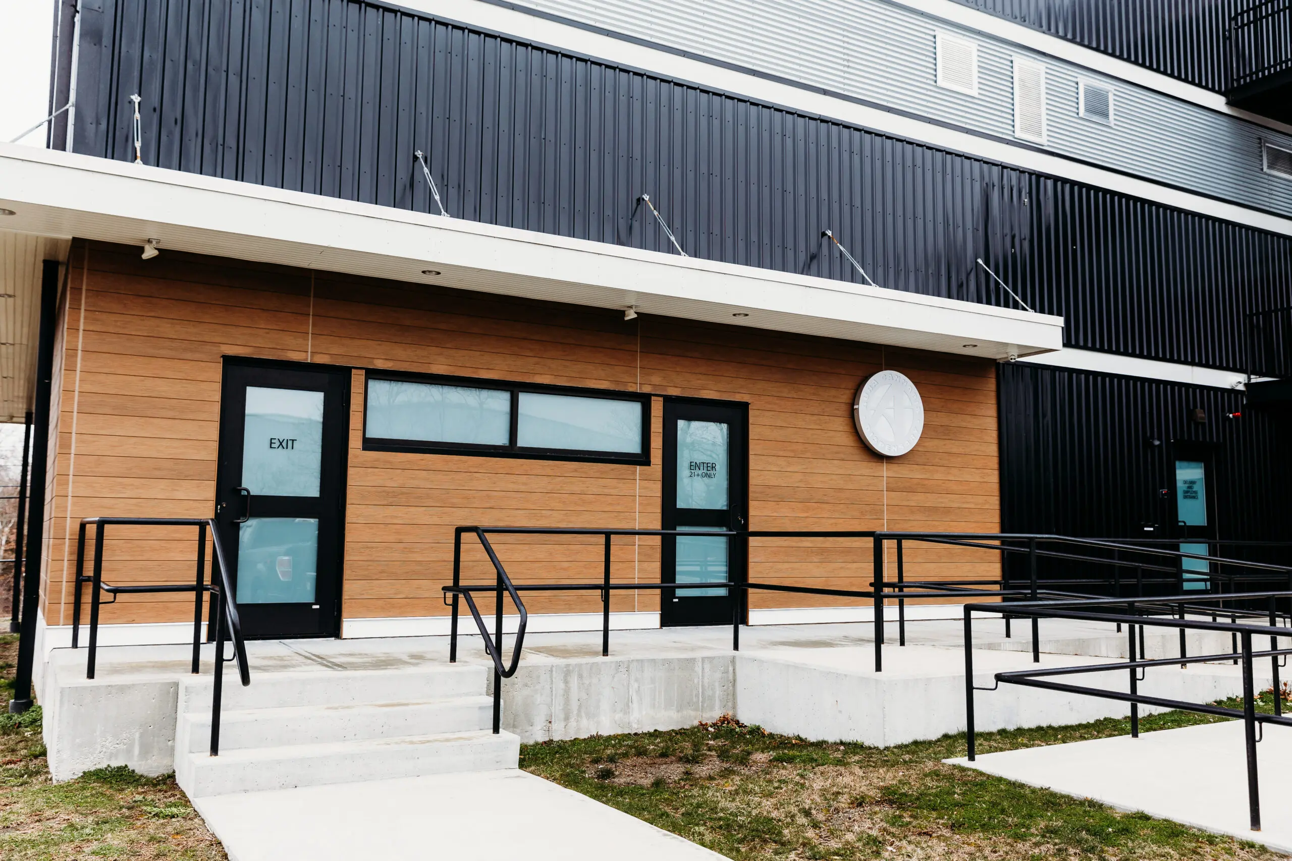 Aura Cannabis Co.